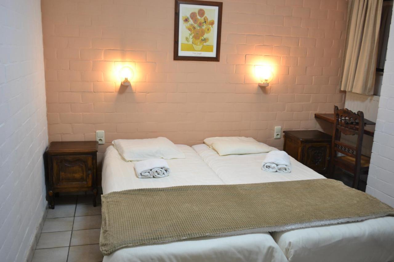 Hotel Plaza *